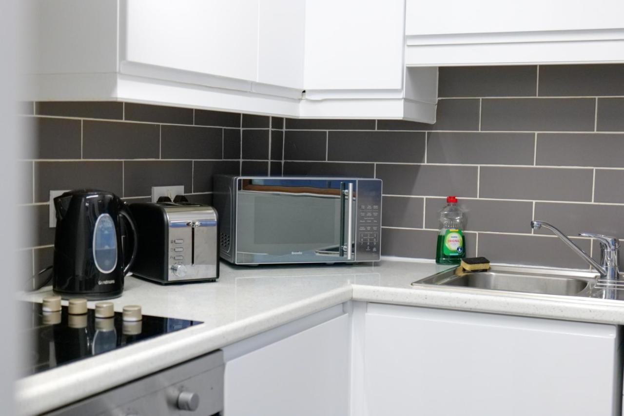 Broadway Belfast! Central Location! Sleeps 6! المظهر الخارجي الصورة